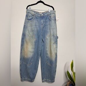We the Free Barrel Jeans Size 31